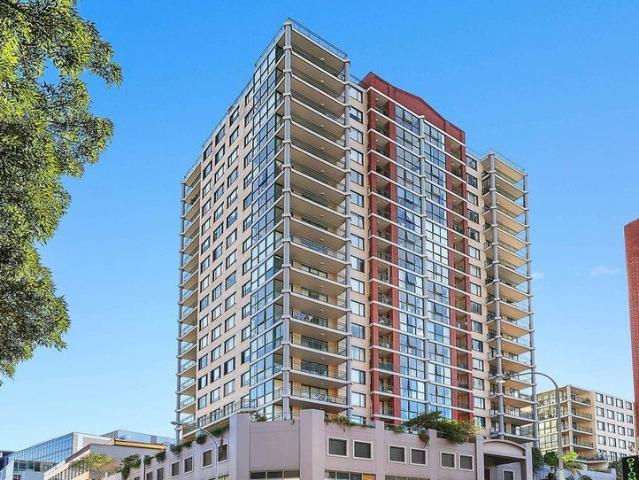 Premier Three Bedroom in Hurstville's Blue Chip Landmark with views