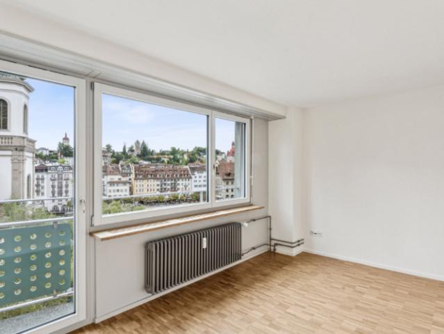 Première location Vivre & travailler avec vue sur la Reuss !