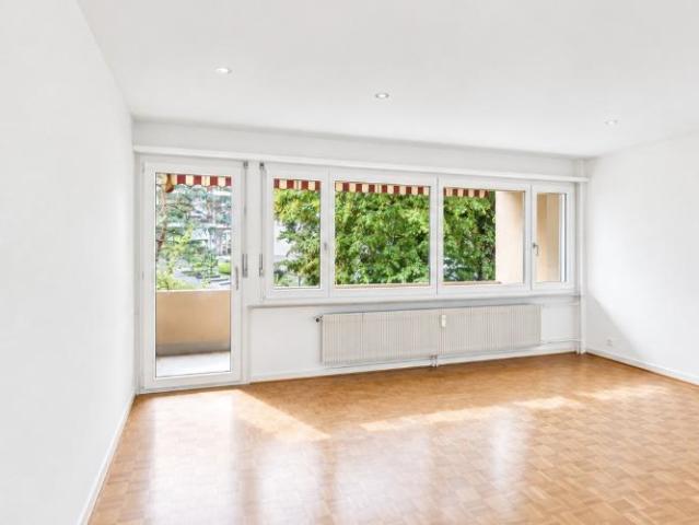 Première location après rénovation – super situation