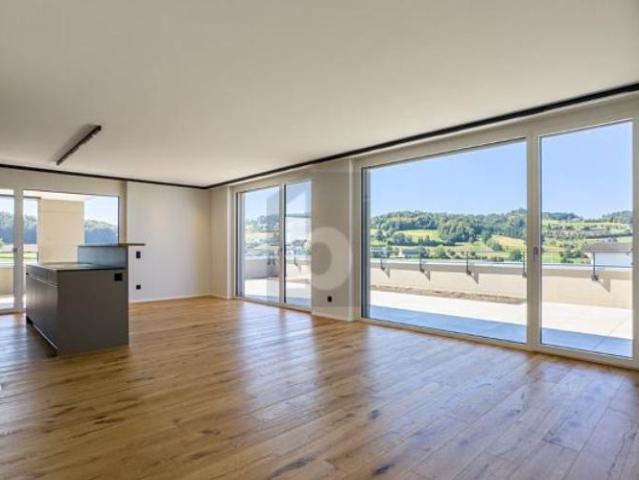 PREMIÈRE LOCATION: EXCLUSIF ET MODERNE RÉSERVÉ
