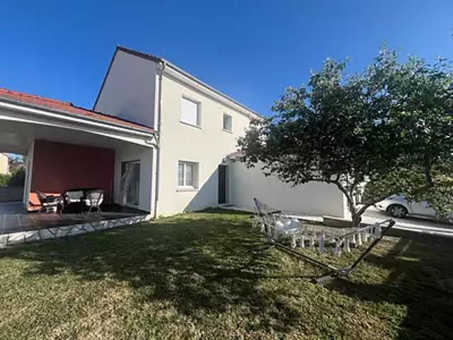 Prémilhat 03410 Achat / Vente maison 5 pièces t5 terrasse