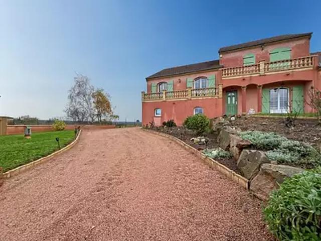 Prémilhat 03410 Achat / Vente maison 6 pièces t6 jardin terrasse