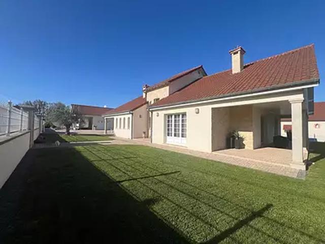 Prémilhat 03410 Achat / Vente maison 6 pièces t6 terrasse cave
