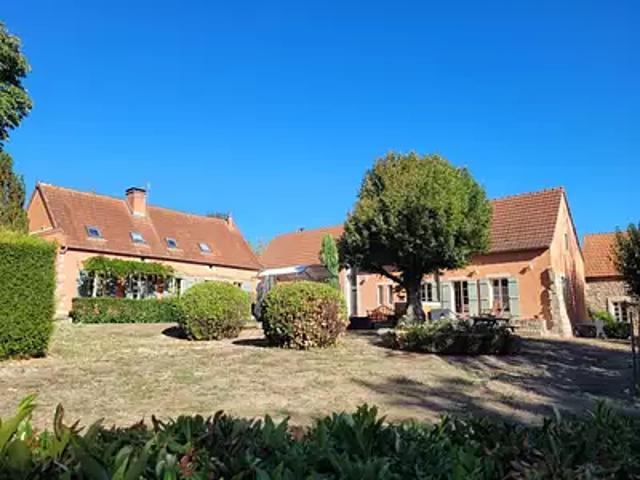 Prémilhat 03410 Achat / Vente maison 9 pièces t9