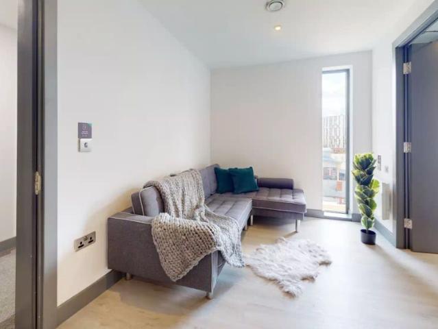 Premium Mezzanine Studio