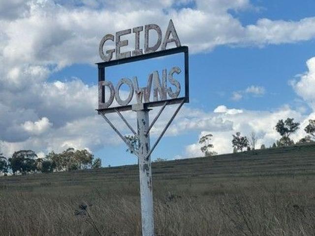 Premium Mixed Farming Holding 985.95ha + 80ha Permissive Occupancy