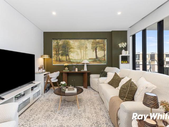 Premium & Modern Two Bedroom Apartment + STUDY | Close to All Amenities!