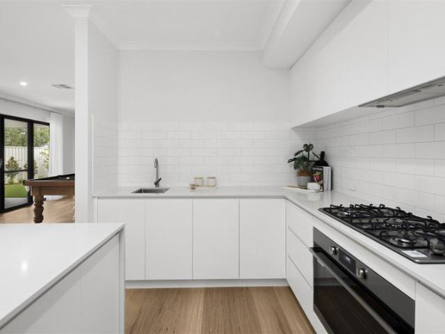 Premium New Home & Land Package in Forrestdale, $939,000!