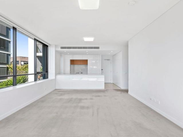 Premium North & East Facing Apartment Huge Balcony with Private Green Outlook!
