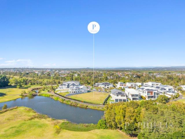 Premium North Facing 846m² Homesite in Prestigious Hope Island Resort