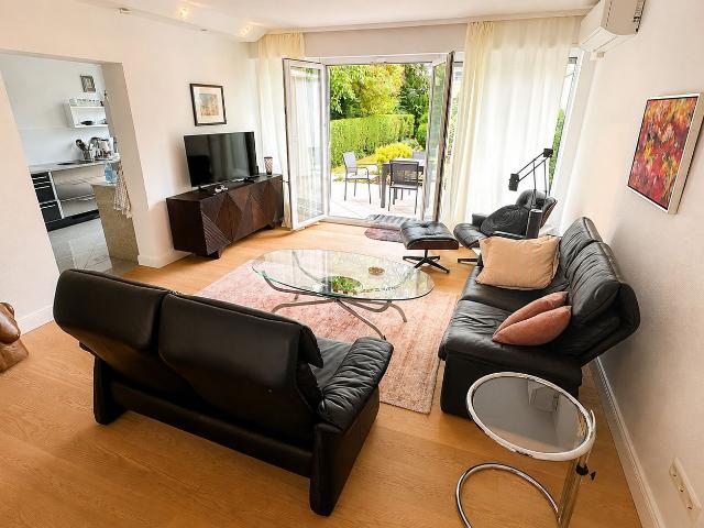 Premium Accommodations for Long Term Stays | Garden, Air Conditioning, and Garage