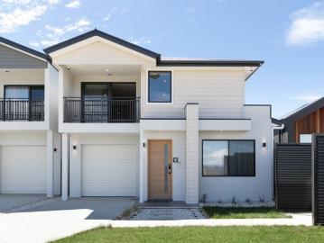 Jindabyne, Snowy River, Victoria - Patio