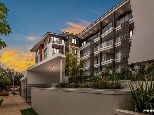 PREMIUM APARTMENT LIVING Edmondson Park !