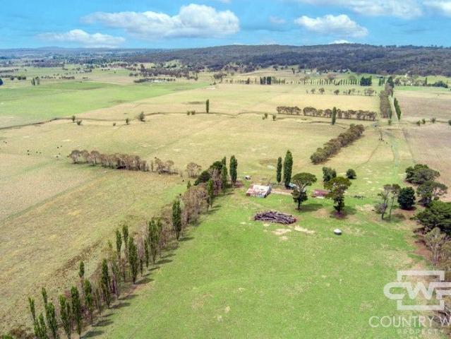 Premium Basalt Country With Creek Frontage Only 5 Minutes to Town
