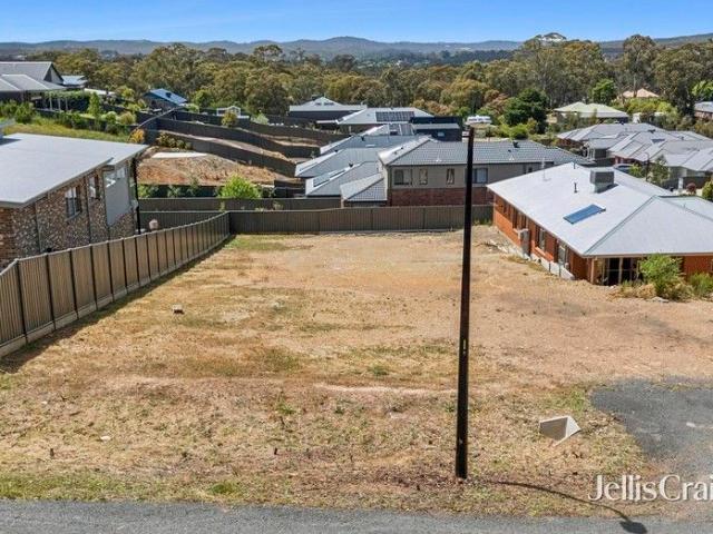 Premium block with stunning views, ready to build your dream home