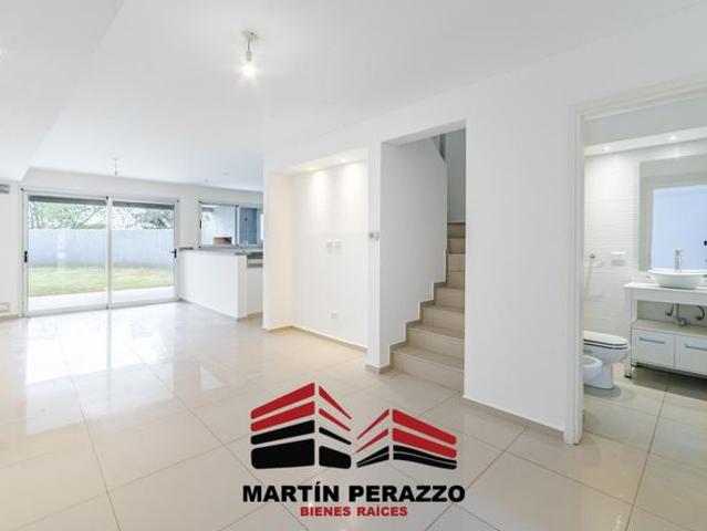 PREMIUM Claros del bosque Duplex de CATEGORIA zona sur 175 m2!
