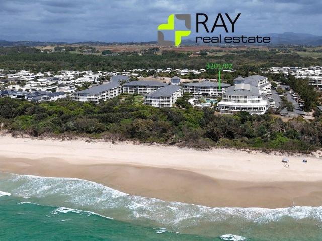 Premium Coastal and Lagoon Pool View Apartment Mantra Salt 3201/02