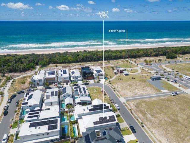 PREMIUM COASTAL HOME IN WALK TO EVERYTHING LOCATION