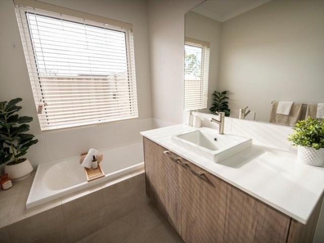 Premium Coastal Living | 4 Bed, 2 Bath Home Package in Madora Bay
