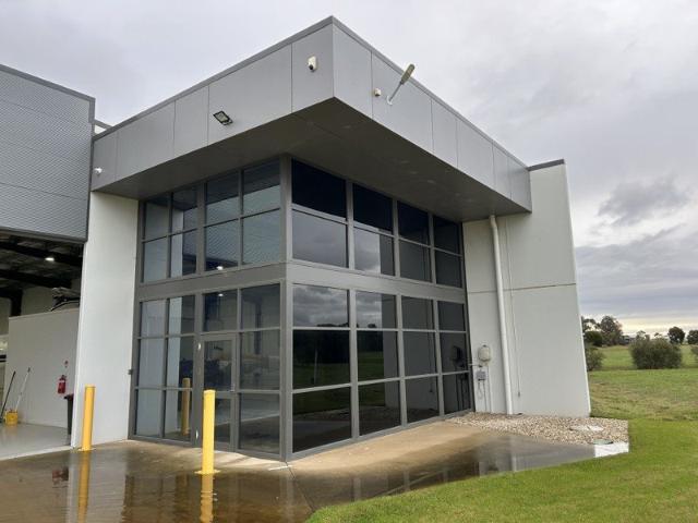 Premium Commercial Warehouse with Modern Office & Showroom Space