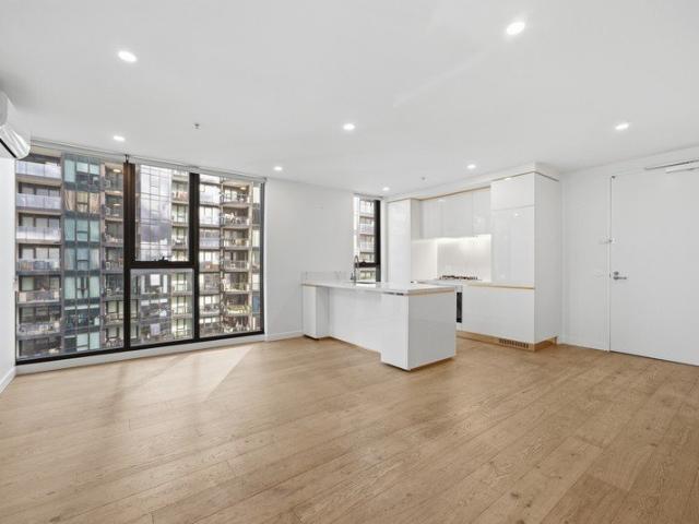 Premium Corner Apartment with Exceptional TRIO Amenities