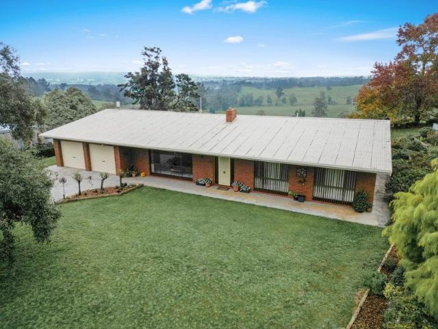 Premium Drouin West Address Views, Privacy and Creek Frontage