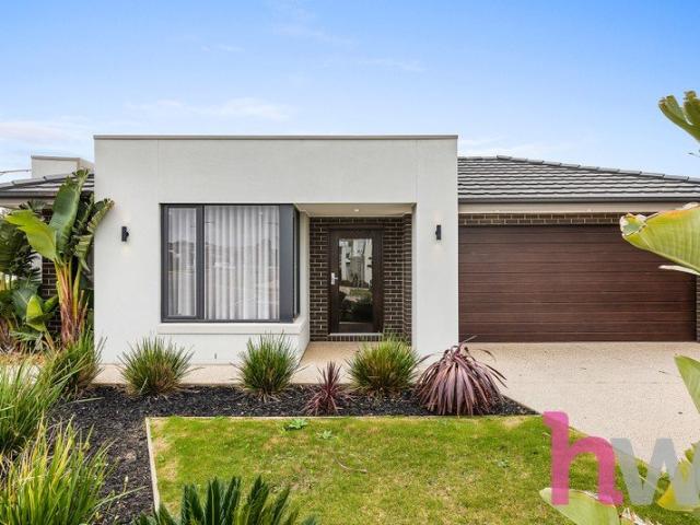 Premium Ex Display Home with Exceptional Style & Comfort
