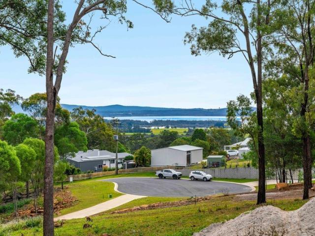 Premium Elevated Block Holmwood Estate, Golf Links