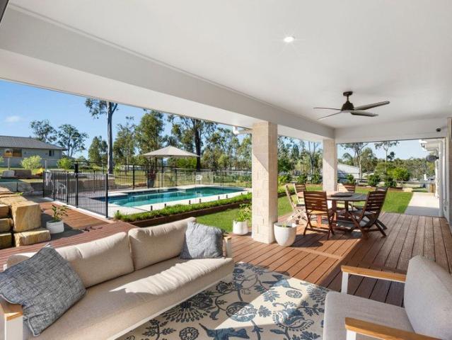 Premium Family Entertainer | Stunning Acreage Living
