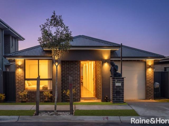 Premium Family Home Featuring Butler's Kitchen, Solar & Luxury Upgrades Close to Campbelltown Hospital