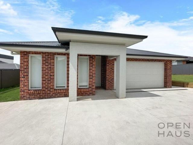 Premium family home I Generous Block I Prime Oran Park location just moments from the future of Western Sydney
