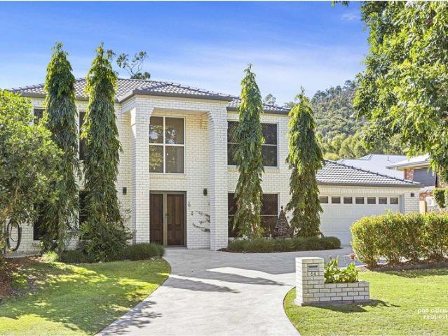 Premium Family Home in Hillside Estate Norman Gardens.
