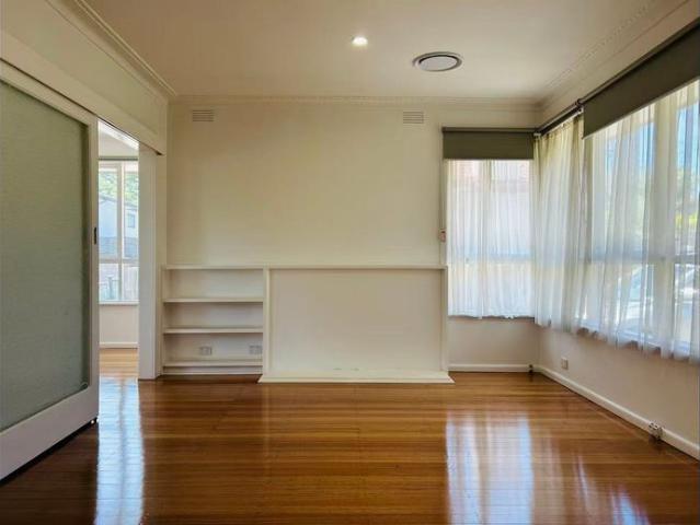 PREMIUM FAMILY HOME IN SOUGHT AFTER LOCATION