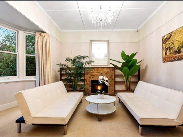 PREMIUM FAMILY HOME WITH HUGE BACKYARD