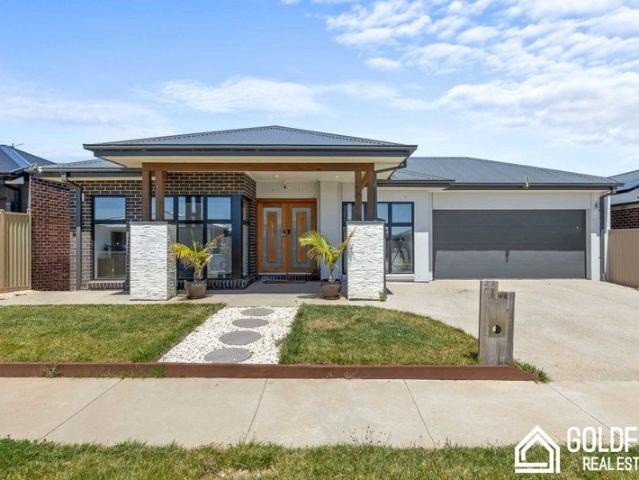 Premium Family Living 4 bedrooms house in Winter Valley VIC 3358