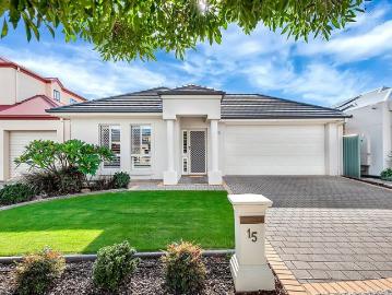 Premium Family Living In The Heart Of Mawson Lakes