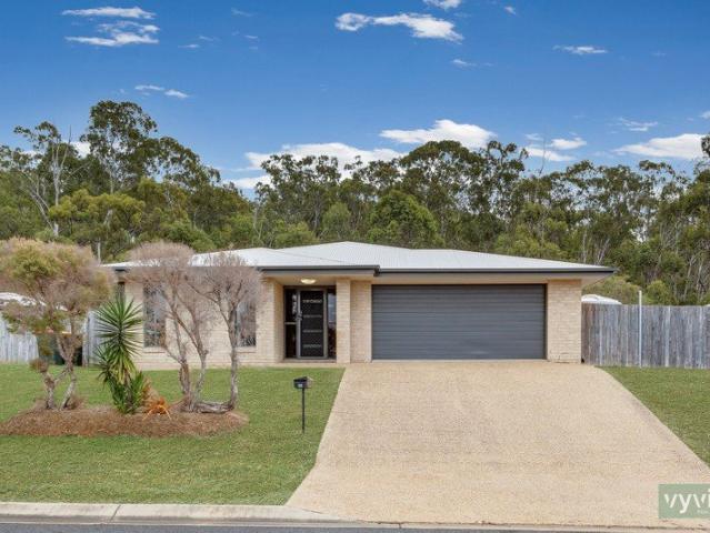Premium Five Bedroom Family Home in Kirkwood