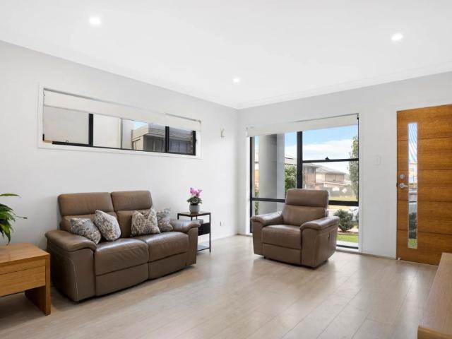 PREMIUM Four Bedroom Family Home Close to All Amenities!