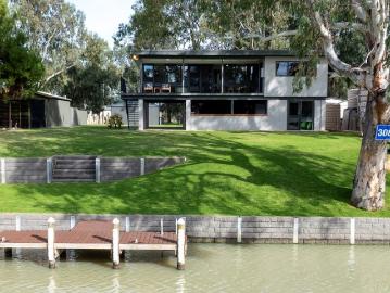 Premium Holiday Destination Home in a Popular River Front Location