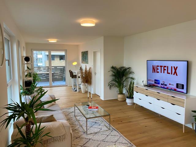 Premium Home Office Loft in Flingern with big balcony