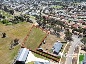 Premium Homesite in Highly Popular Estate