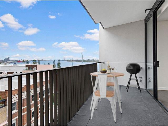 PREMIUM INNER CITY LIVING IN NEWCASTLE'S EAST END PRECINCT