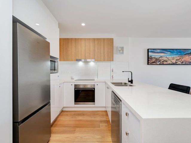 Premium Kings Beach Residence Rare Two Car Accommodation Low Body Corporate Fees