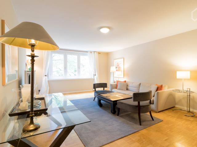 Premium Luxury Studio Apartment in Hamburg Eppendorf / Winterhude close to the Alster
