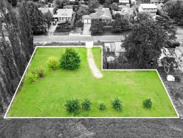 Premium Lifestyle Block in a Peaceful Old Bowral Setting