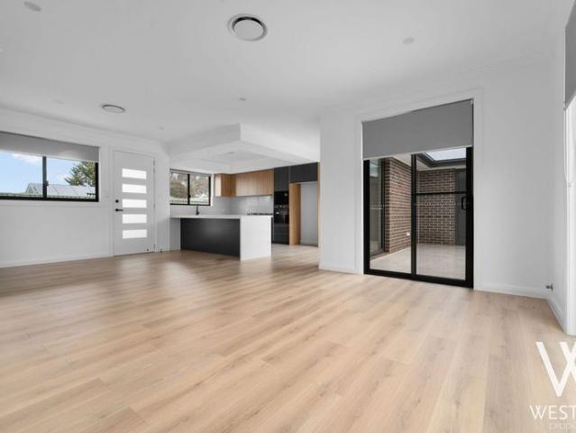 PREMIUM LIVING