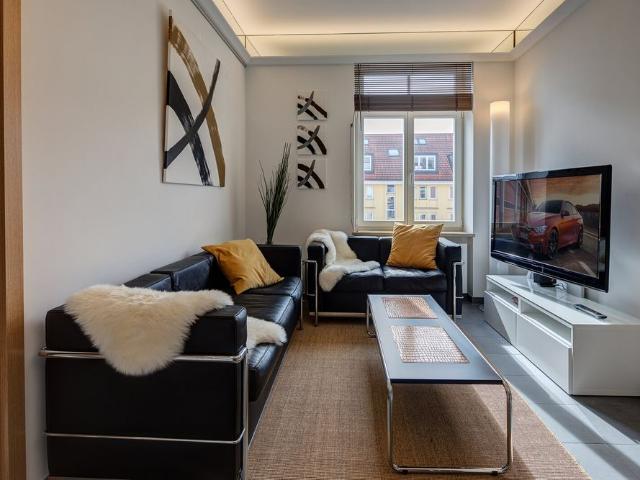 Premium living: Very beautiful, modern 2 room apartment near Prinzregentenplatz