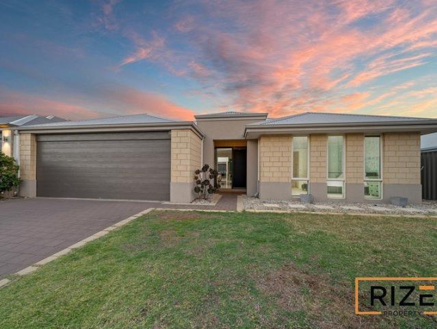 AMAZING NEW PRICE! STUNNER WITH POOL
