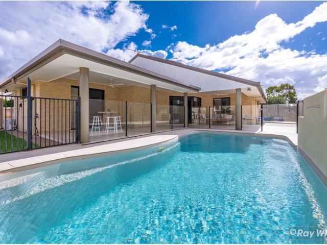 Premium Living in a Prime Location: Your Ultimate Family Oasis