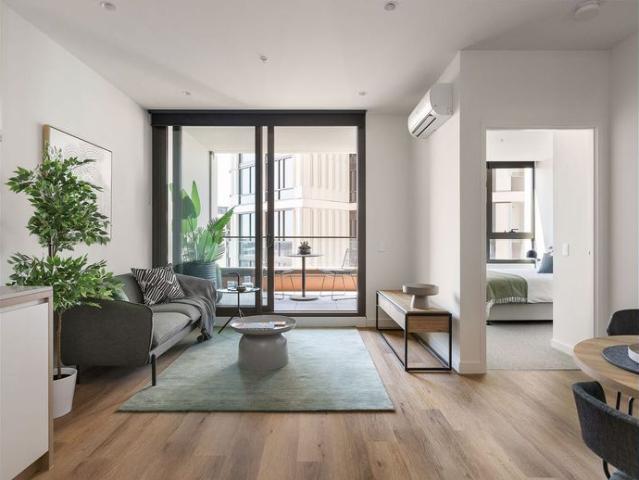 Premium Living Melbourne Brand new apartment with premium amenities, perfectly placed in Caulfield
